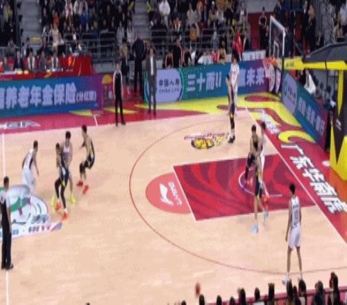 申花球员朱,辰杰赛场头,部受伤,宝盈,宝盈下载,宝盈真人,宝盈官网,宝盈入口,宝盈登录,宝盈链接