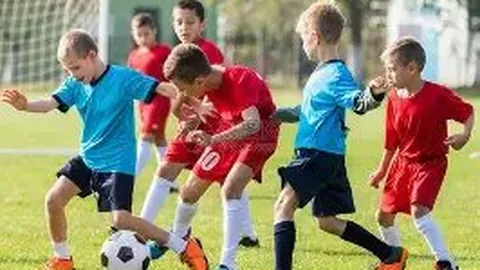 孙兴慜助阵凯恩，穆里尼奥热刺首秀告捷